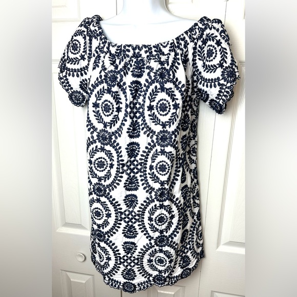 ENTRO Navy Blue White Embroidered Off The Shoulder Dress Short Mini Scalloped - Picture 2 of 14